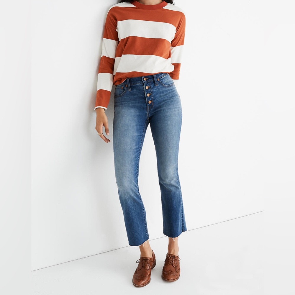 Madewell Cali Demi-Boot Jeans in Daly Wash: Button-Front Edition Size 28